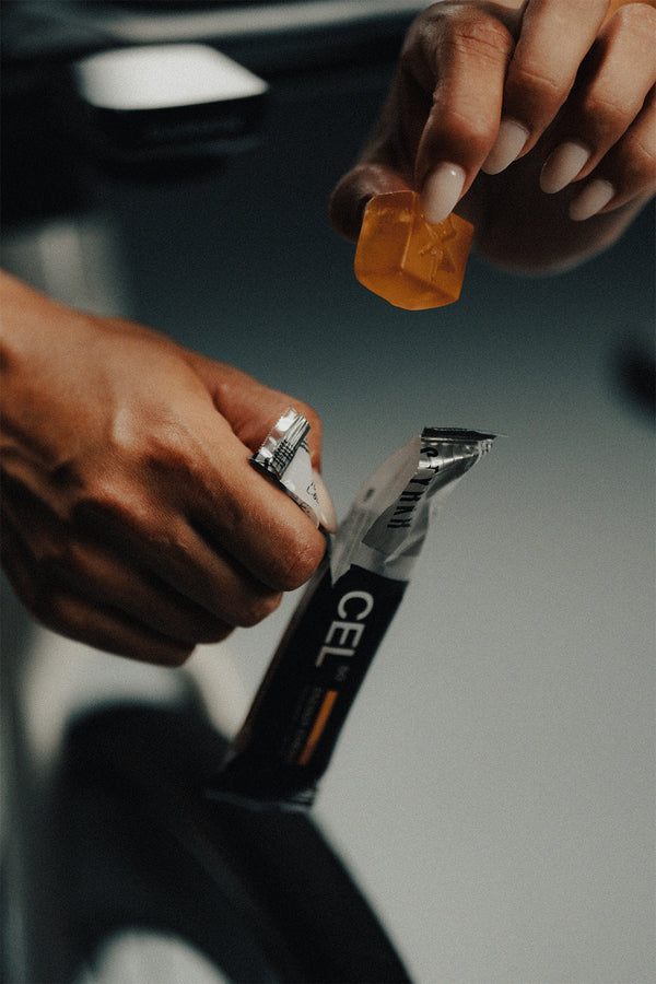 Energy Gel vs Energy Chew: Which Should You Use, and When?